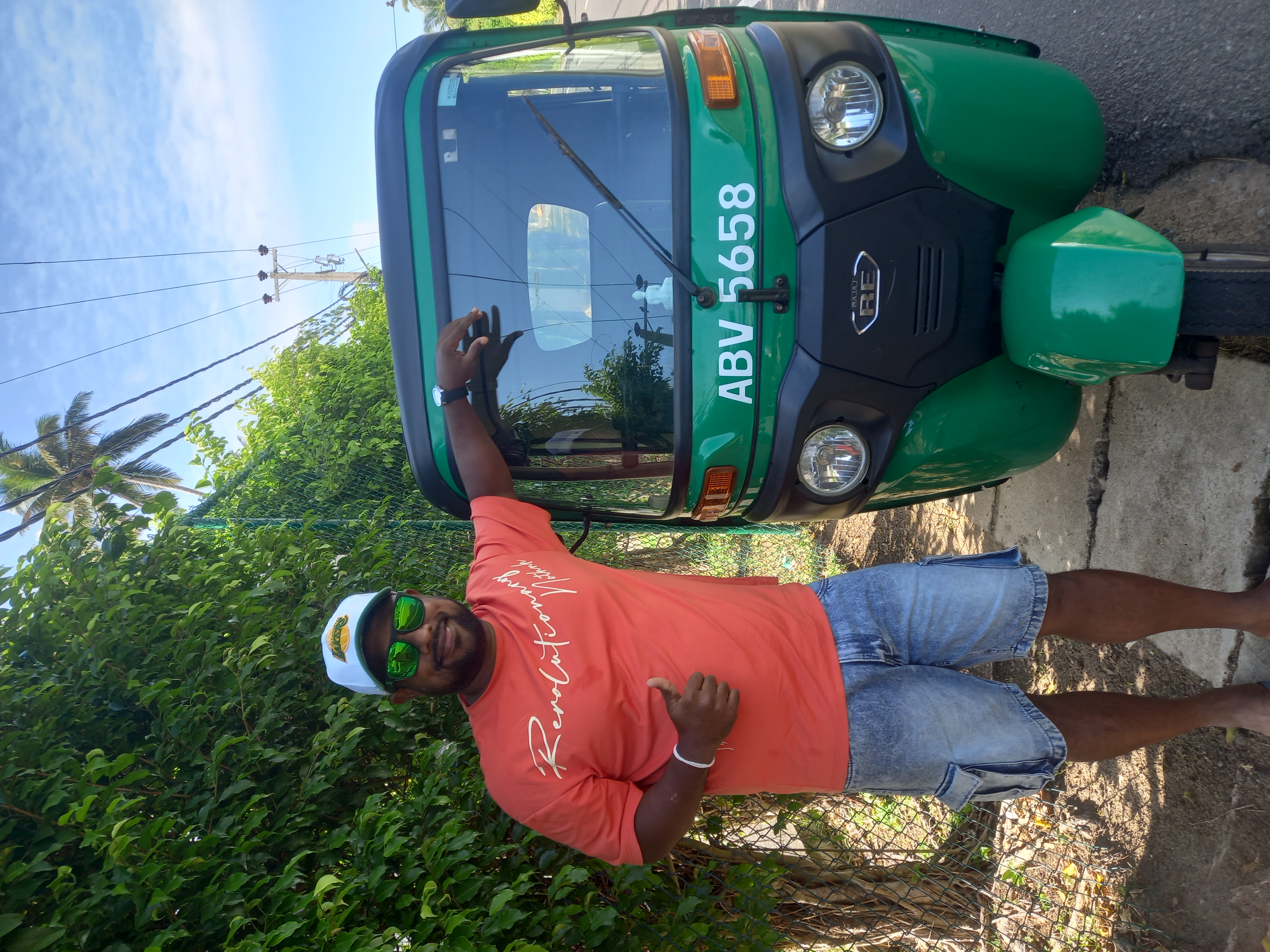 Ahungalla village tour by tuk tuk